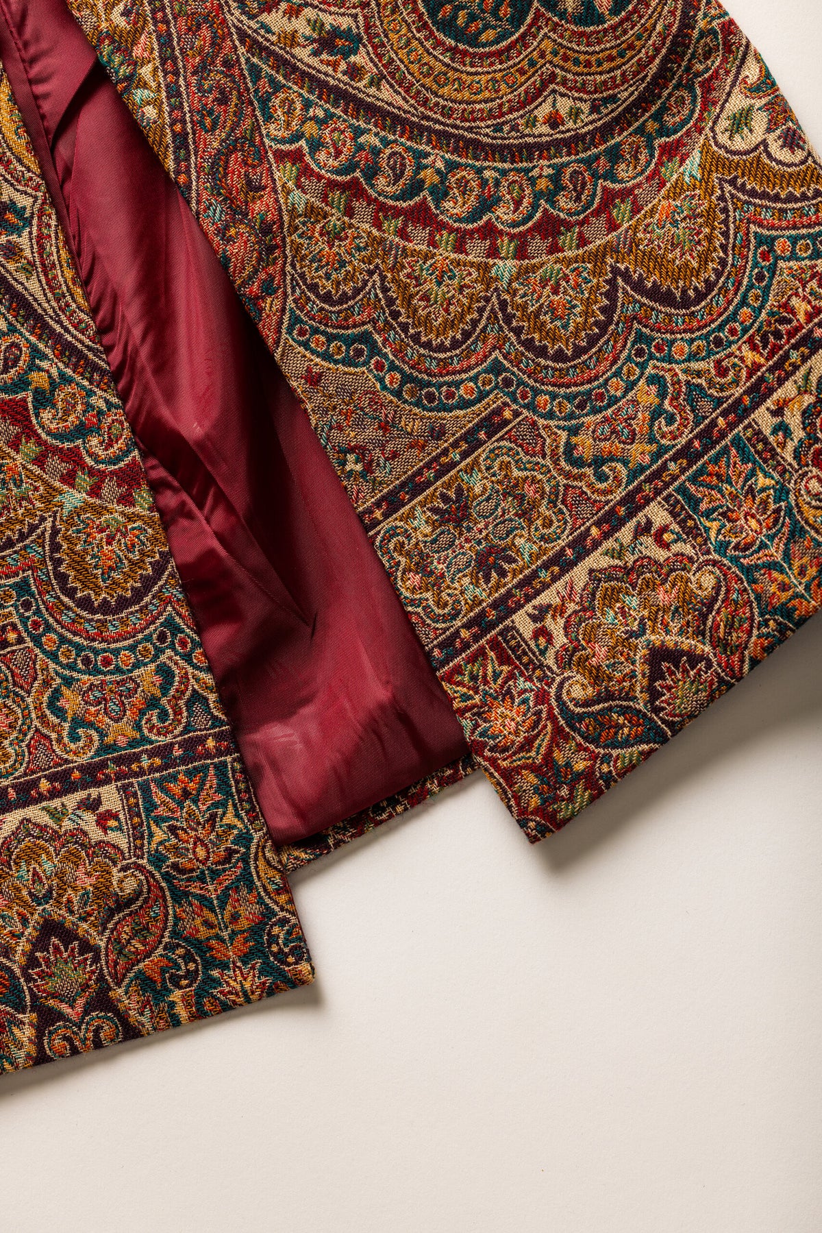 Color: black - Bahaar Poncho details split