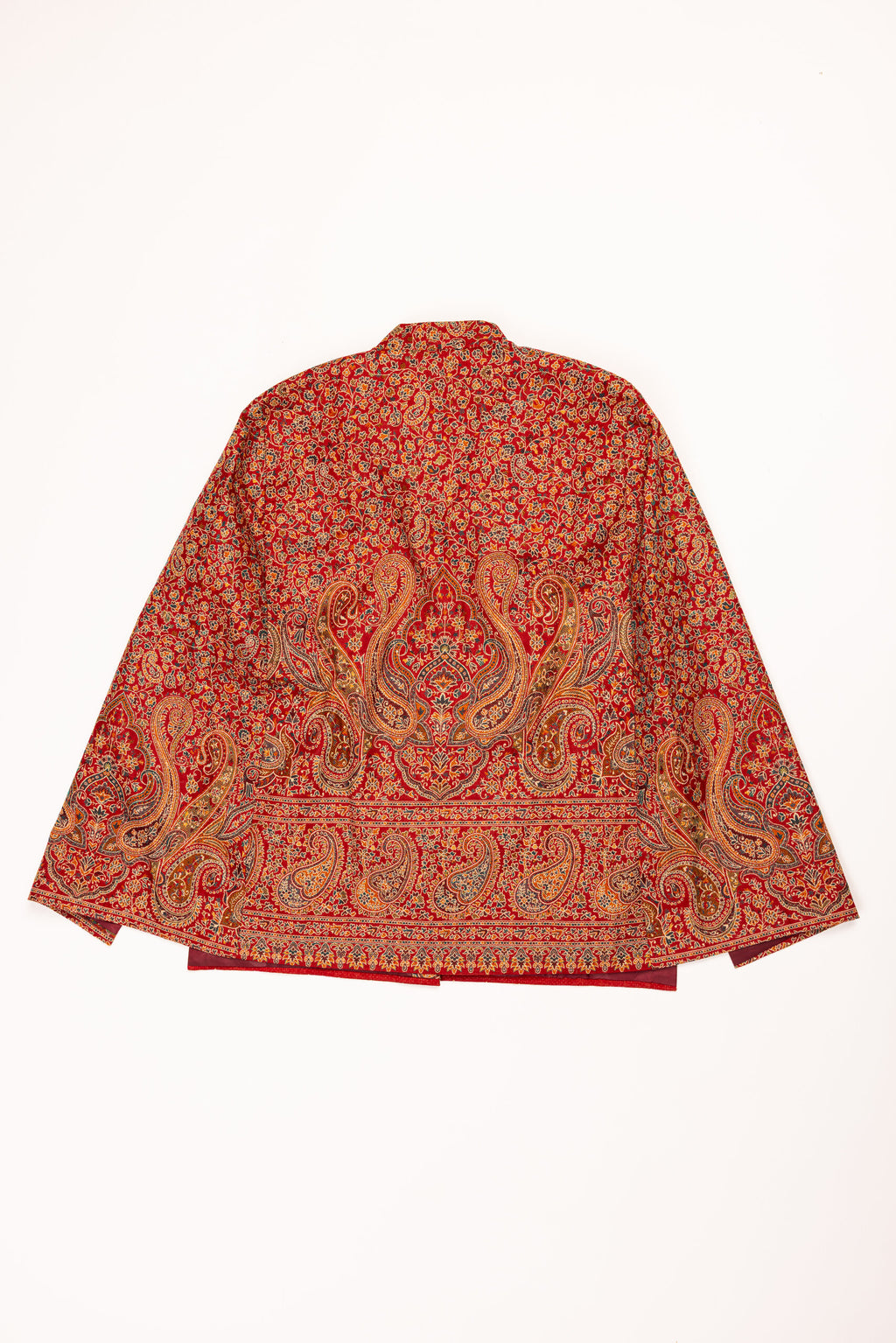 Color: Red - Ishq Poncho behinde view