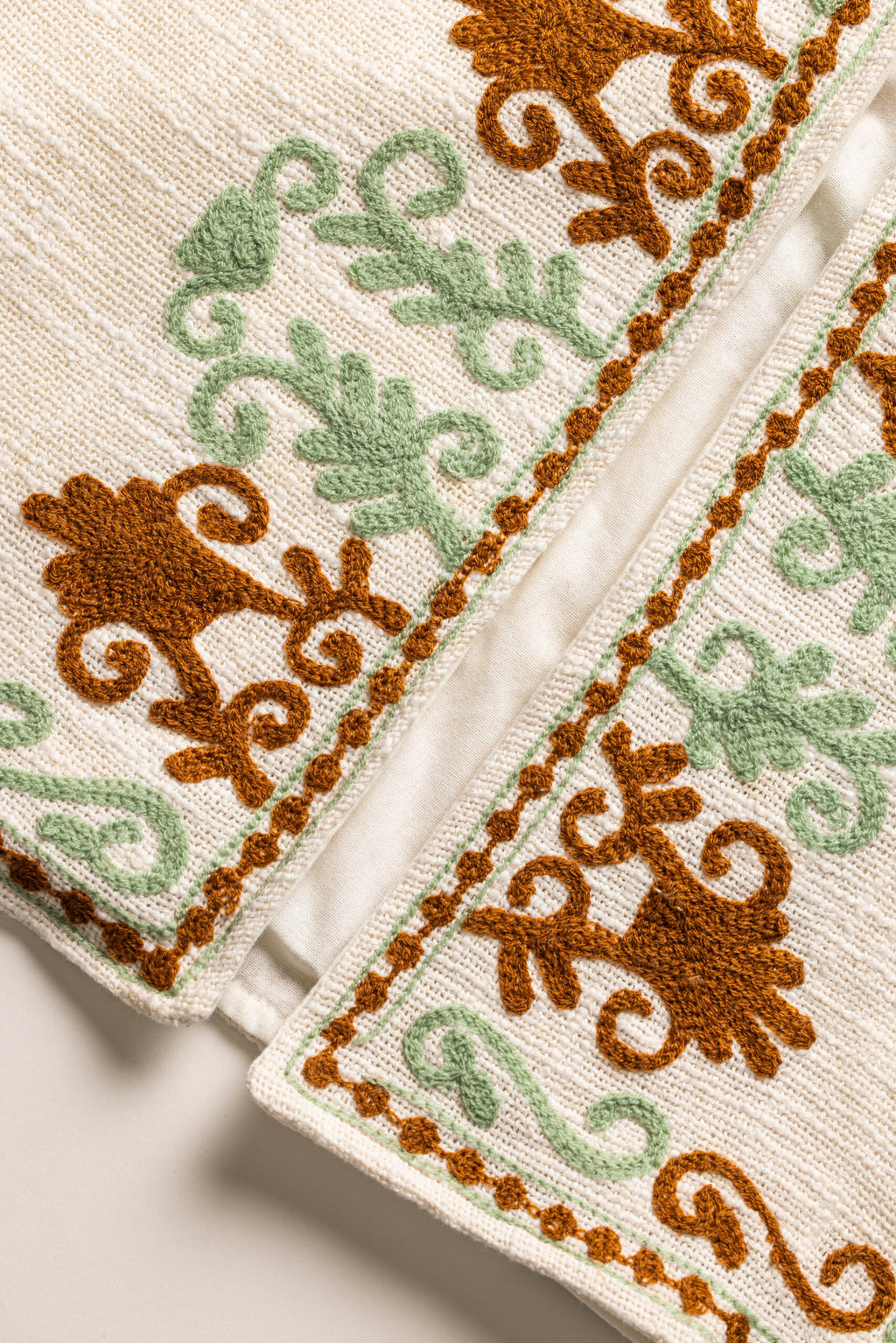 Color: Beige - Rooh Jacket details